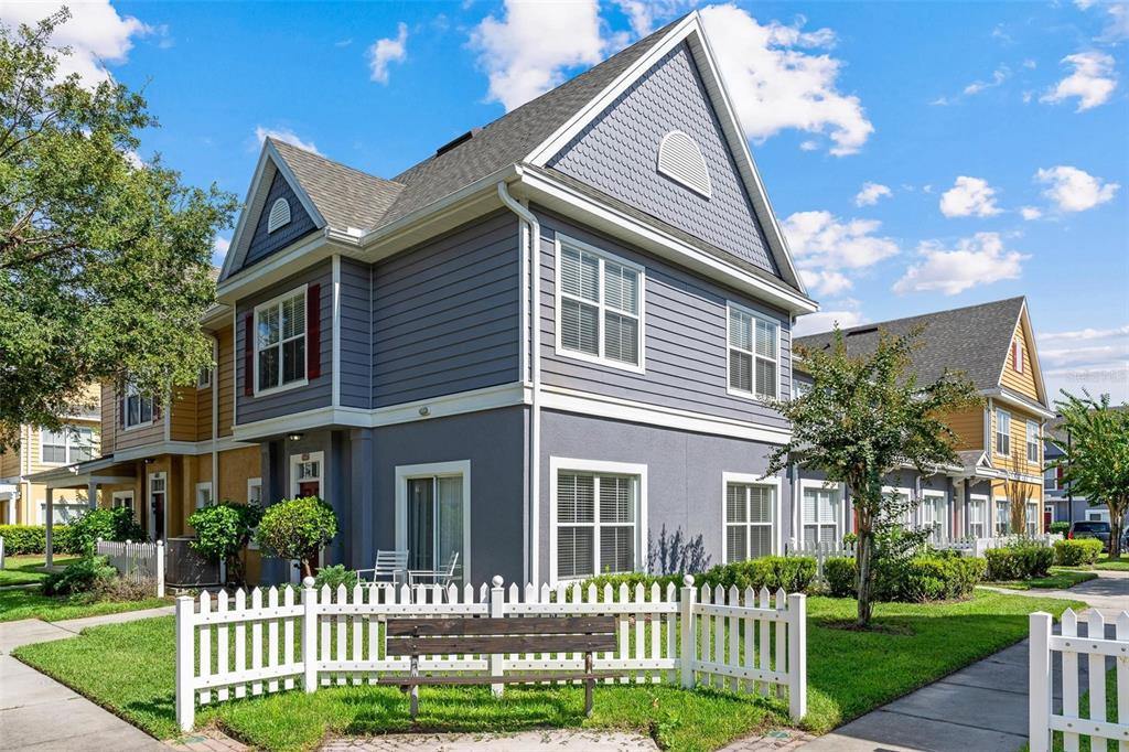 4601 YELLOWGOLD ROAD W UNIT 107