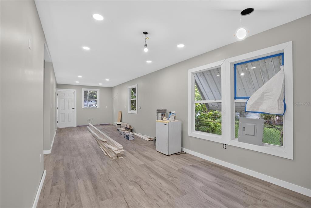 3507 E 12TH AVENUE, TAMPA, FL — photo 3 of 17