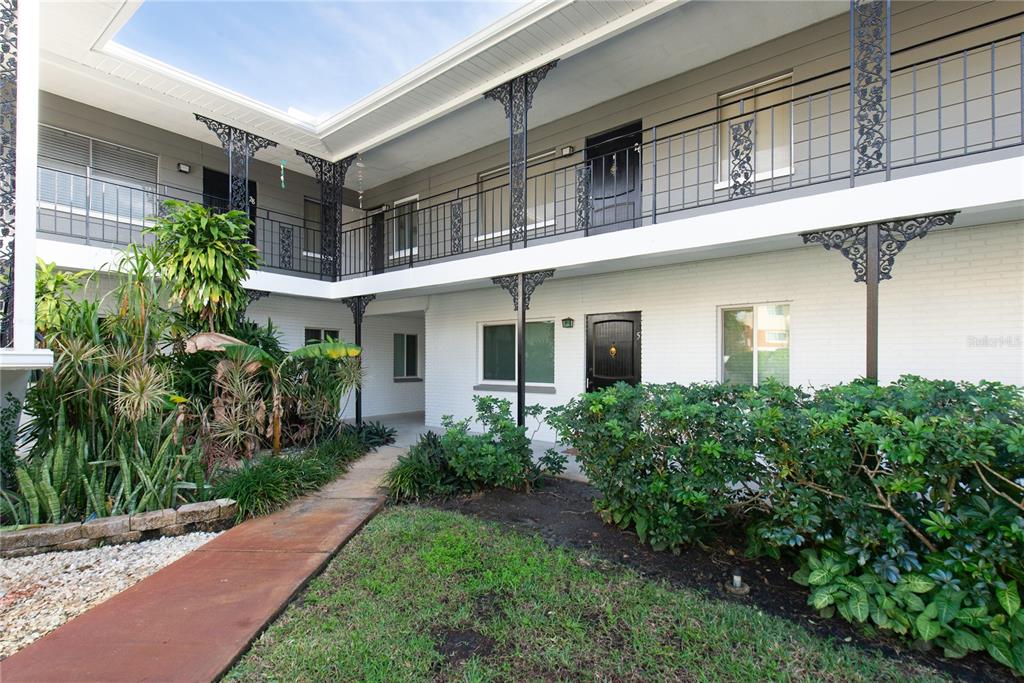 6266 1ST AVENUE S UNIT 5