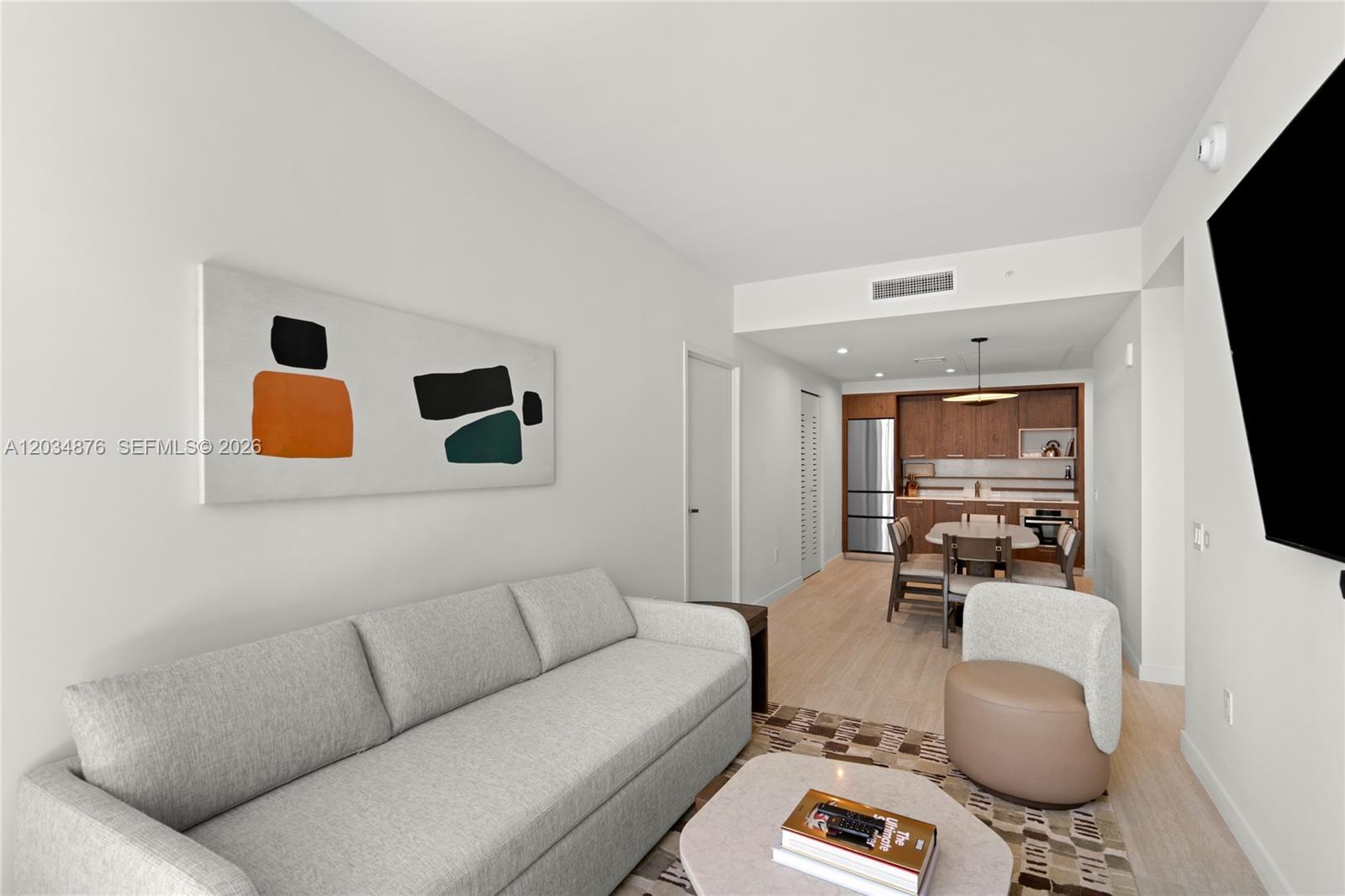 1611 SW 2nd Ave # 816, Miami FL 33129