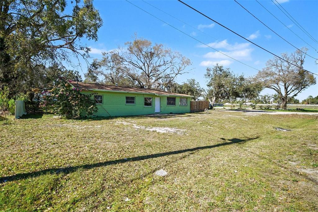 5016 GARDEN LANE
