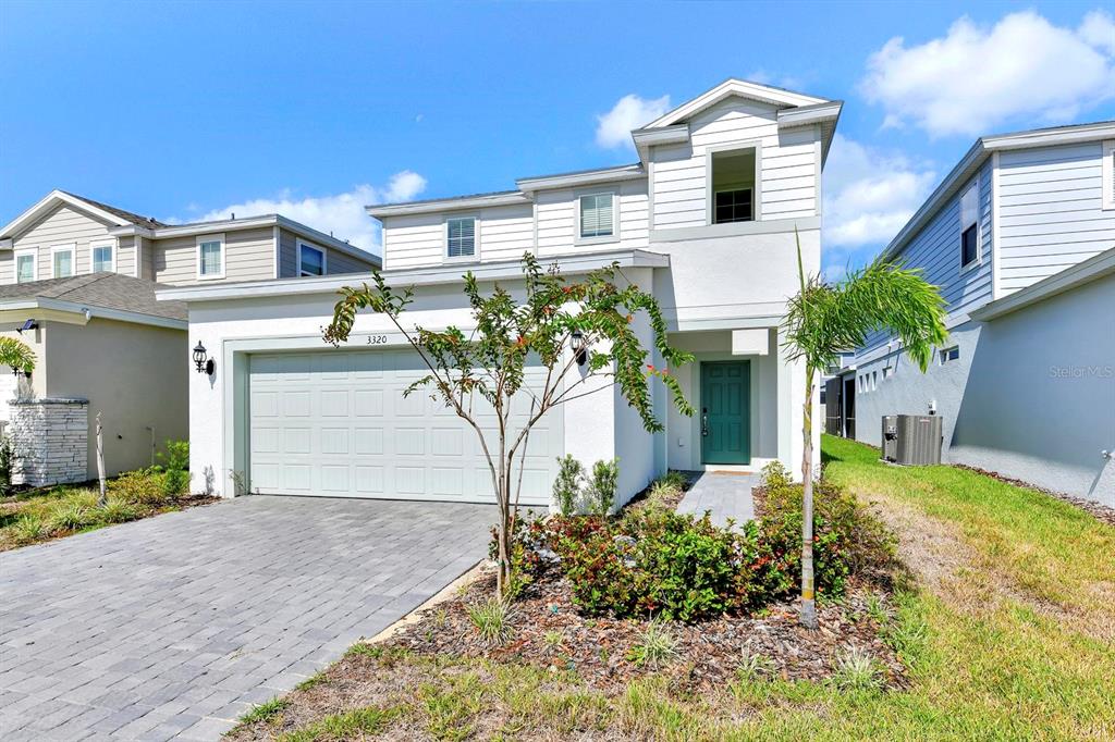 3320 LILAC WAY