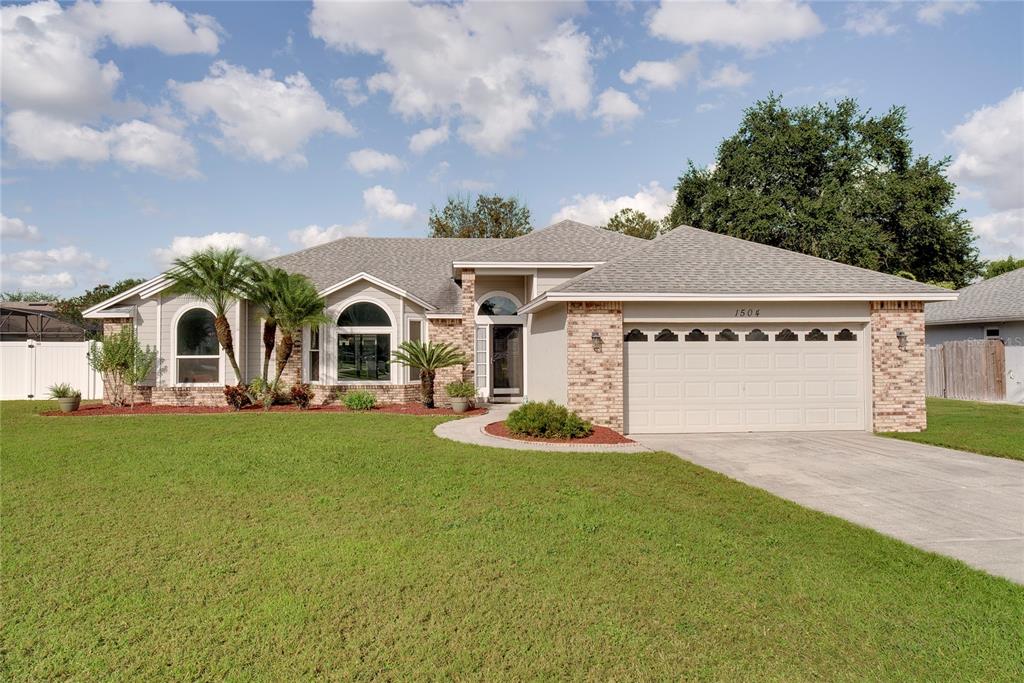 1504 E SPRING RIDGE CIRCLE