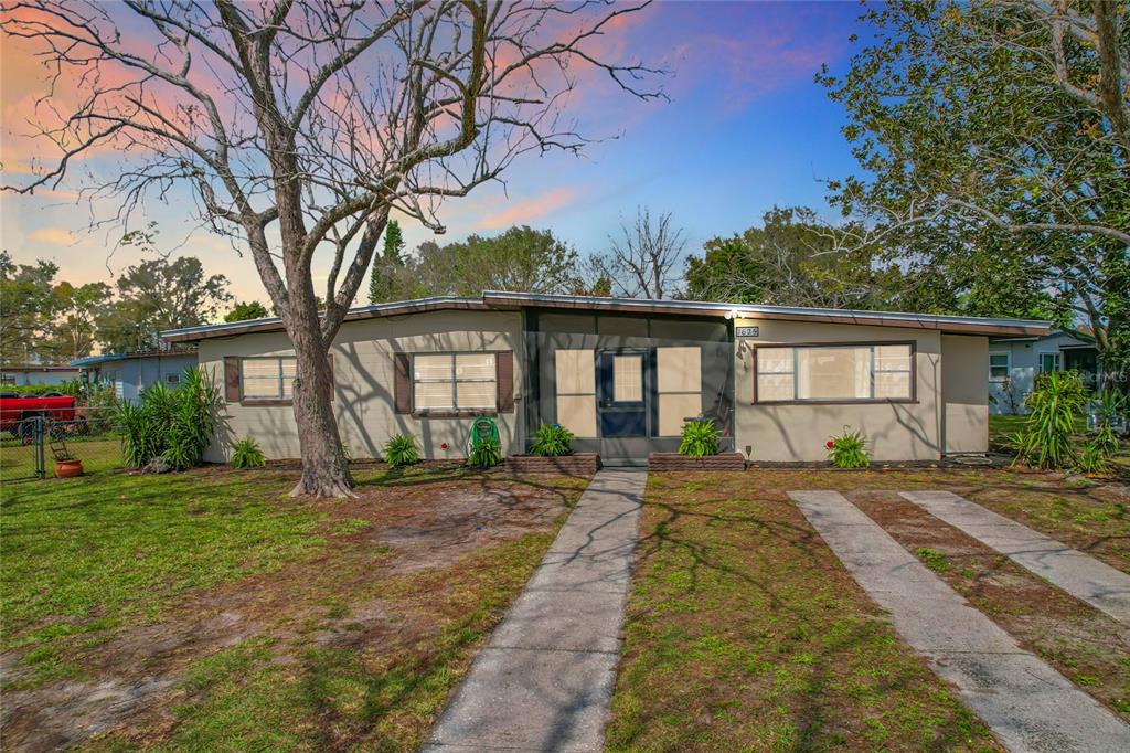 1625 CRYSTAL COURT E