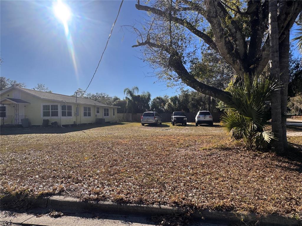 227 SMITH AVENUE, ARCADIA, FL — photo 5 of 10