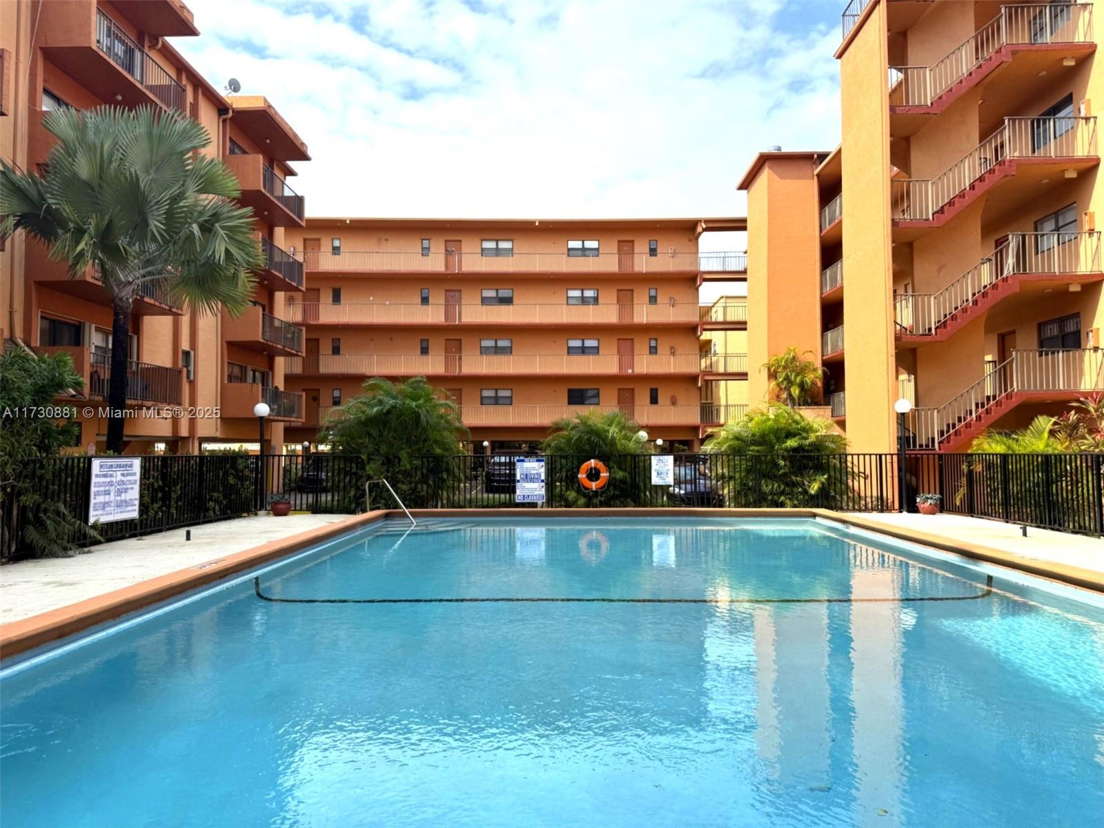 1800 W 54th St # 409, Hialeah FL 33012