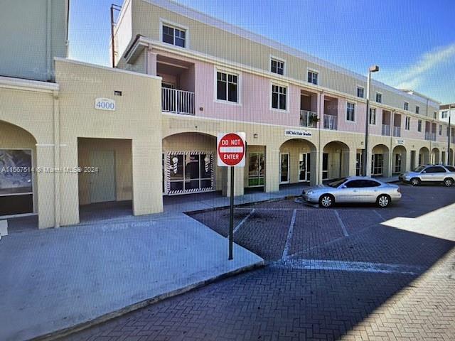 3401 N State Road 7 # 1, Lauderdale Lakes FL 33319