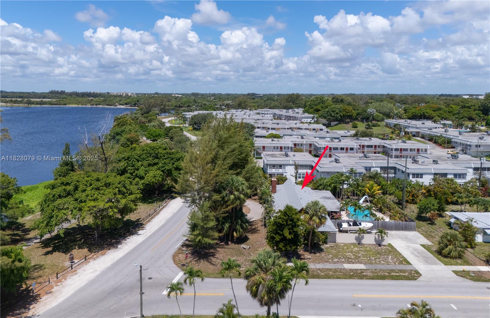 3410 Lake Osborne Dr, Lake Worth FL 33461