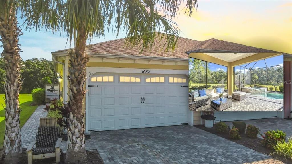 1052 SEA SHELL COURT