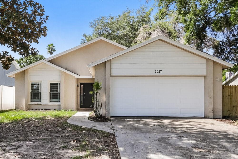 2027 HELM LANE