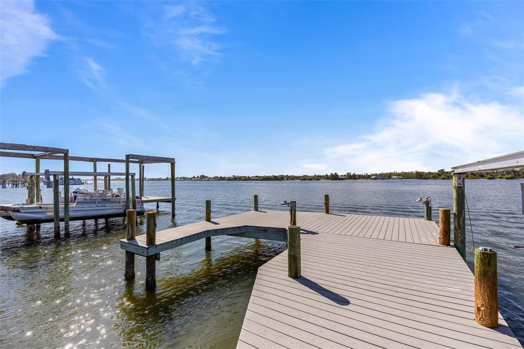 25 VIP ISLAND, GRANT, FL — photo 2 of 30