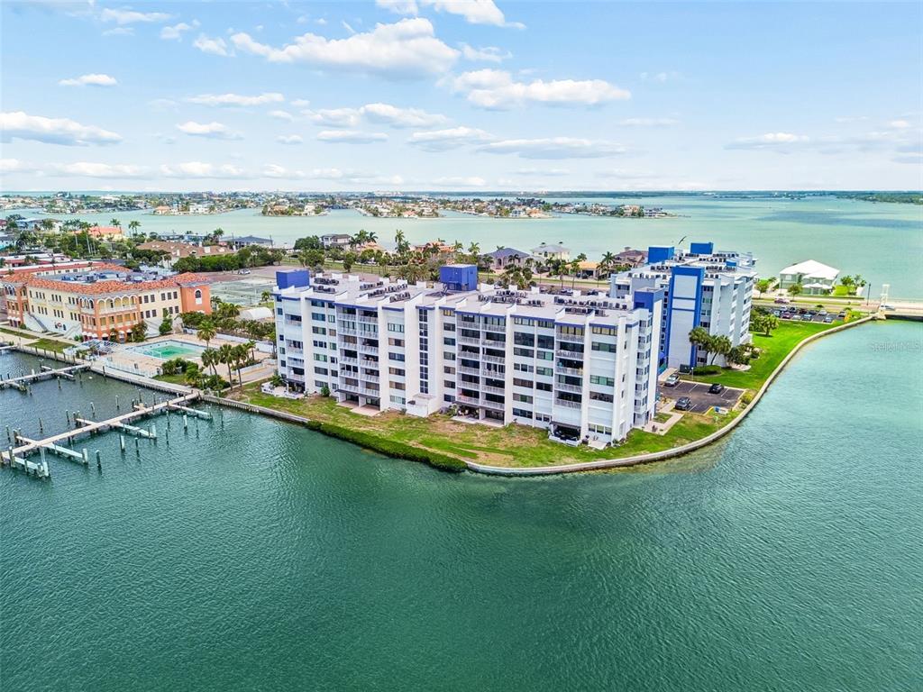 450 TREASURE ISLAND CAUSEWAY UNIT 106