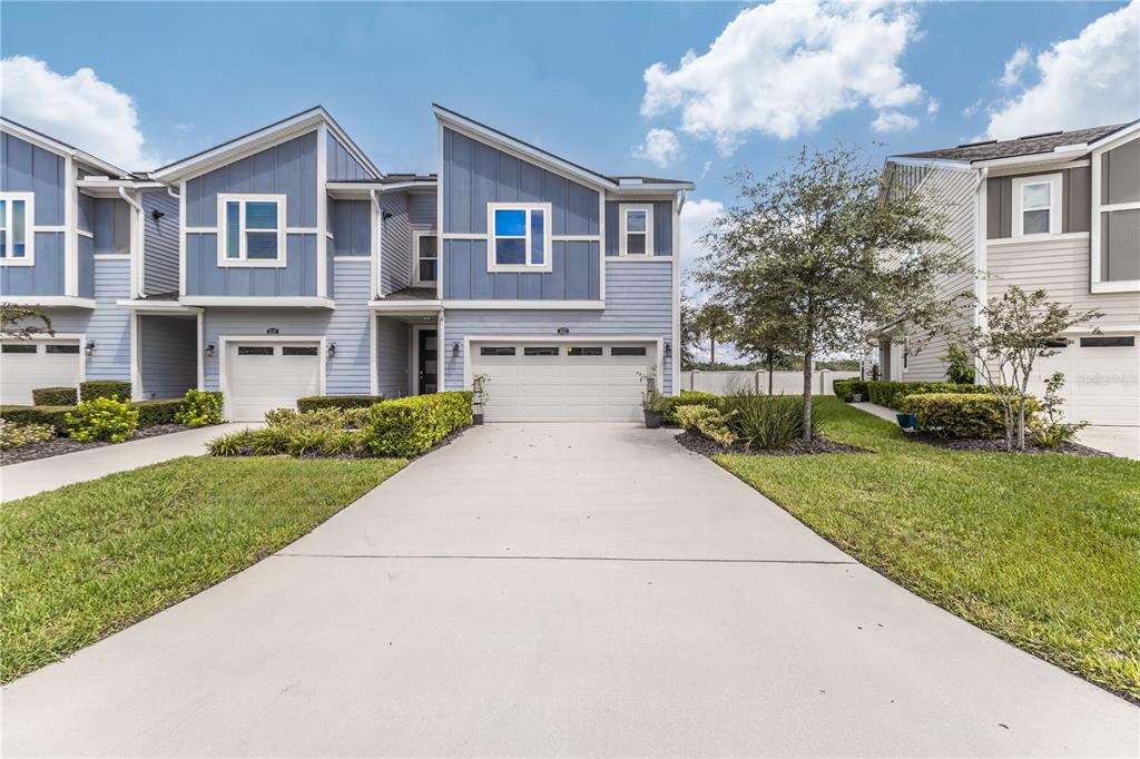 11221 MINNETTA COURT
