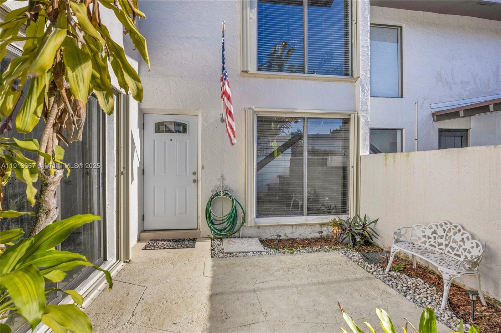 6949 SW 109th Pl, Miami FL 33173