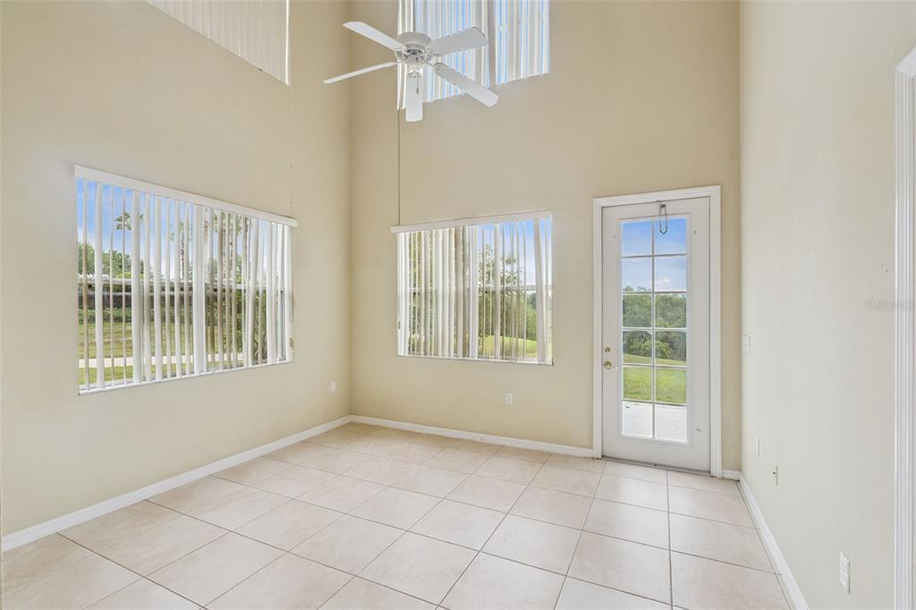 722 CHACALL LOOP, MOUNT DORA, FL — photo 3 of 23