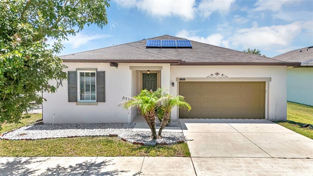558 MEADOW POINTE DRIVE