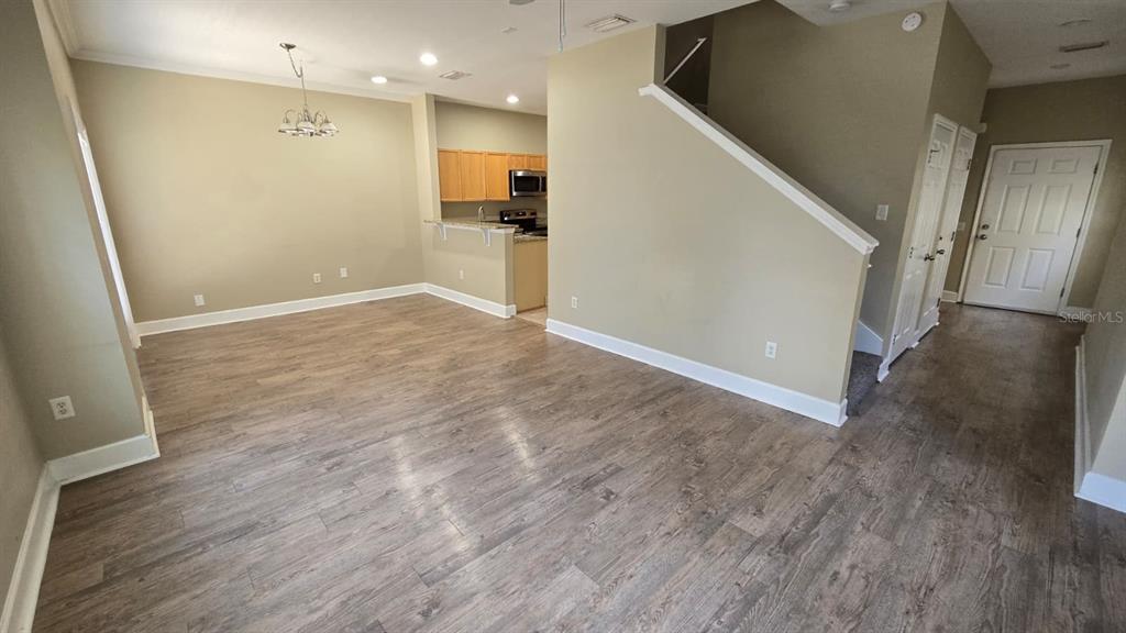 6508 QUIET POOL COURT, APOLLO BEACH, FL — photo 2 of 9