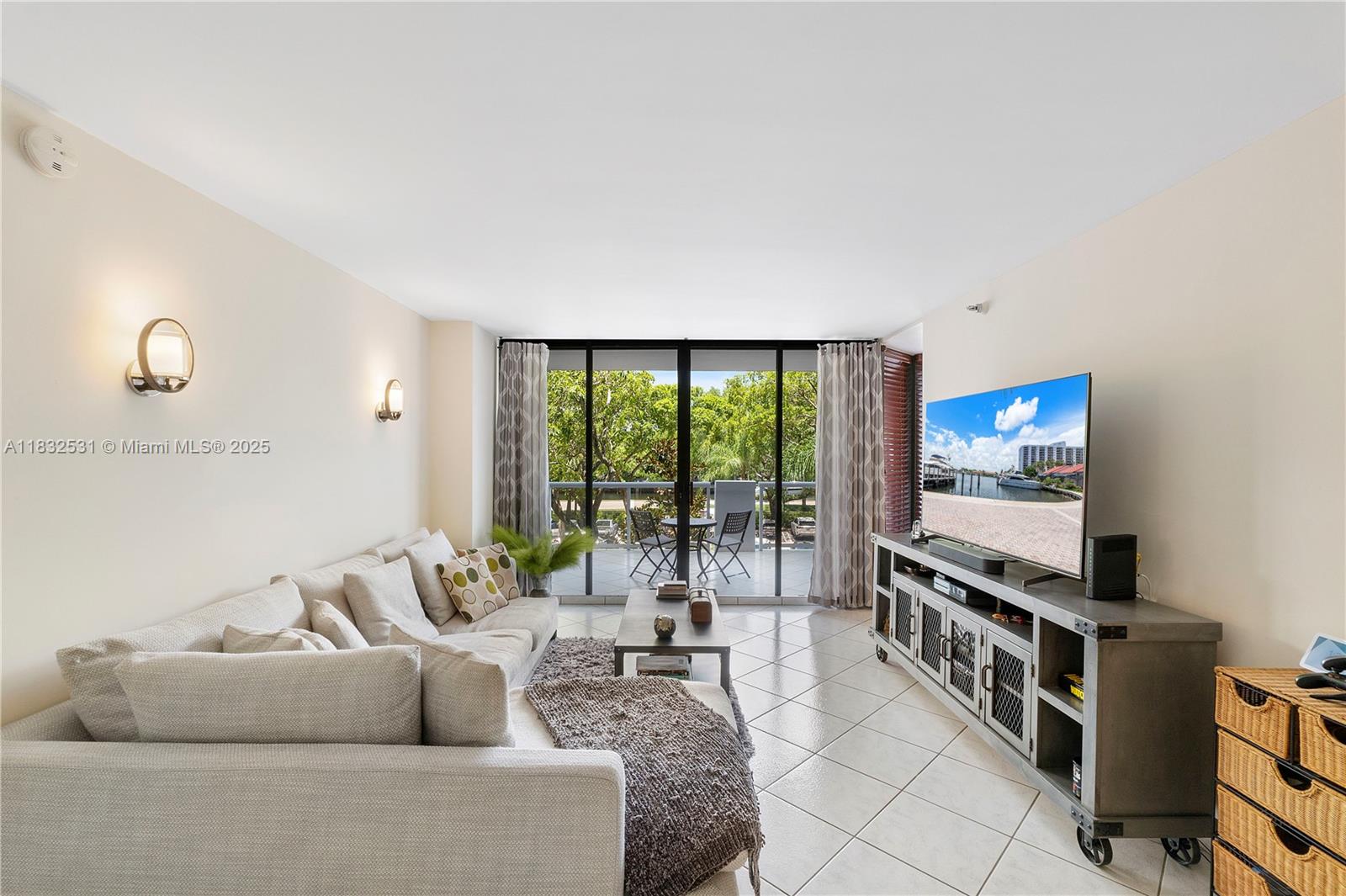 3640 Yacht Club Dr # 203, Aventura FL 33180
