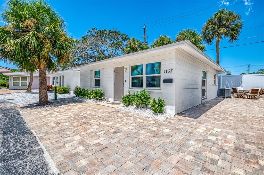 1137 N MOONMIST COURT UNIT L-7