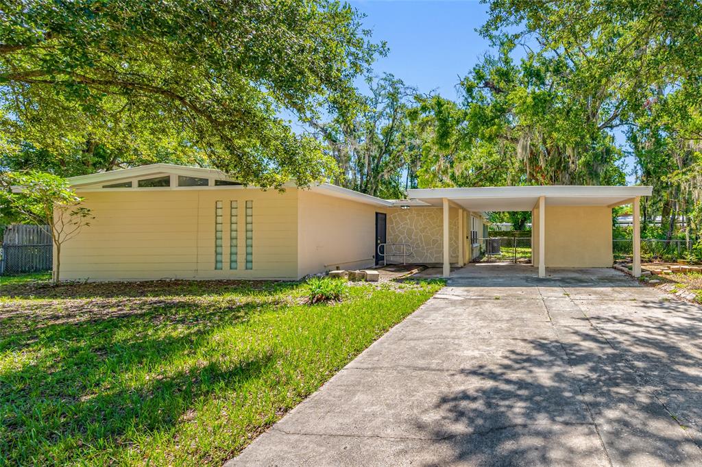 810 W RIVER DRIVE