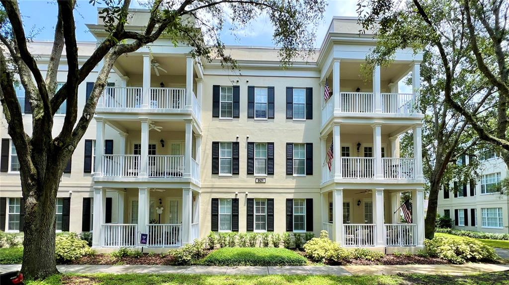 921 BEGONIA ROAD UNIT 302
