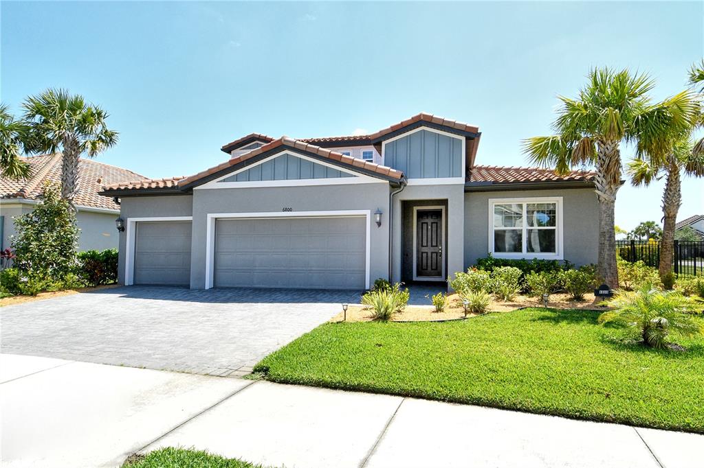 6800 DUNLIN COURT