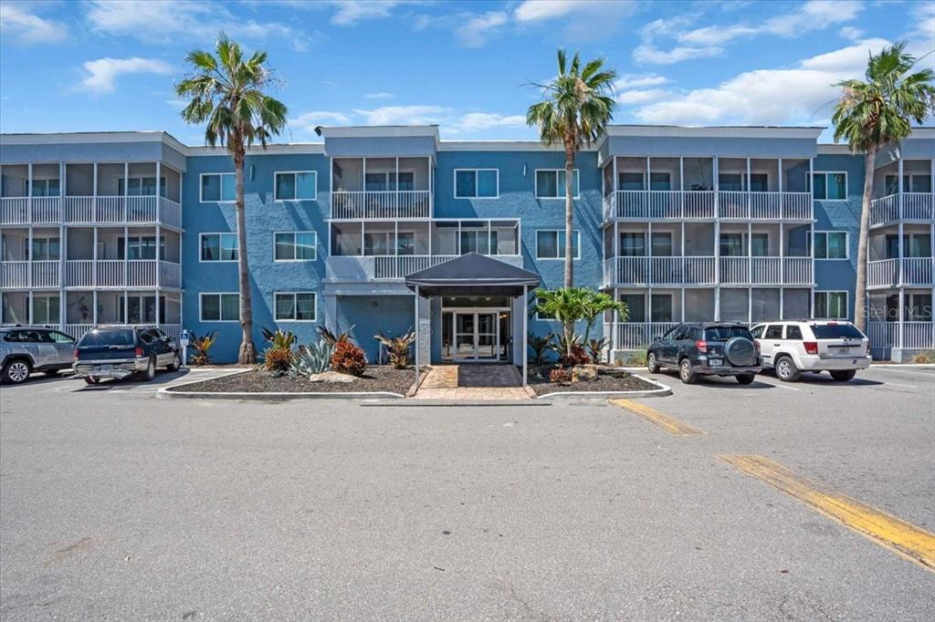 2755 COCONUT BAY LANE UNIT 3F