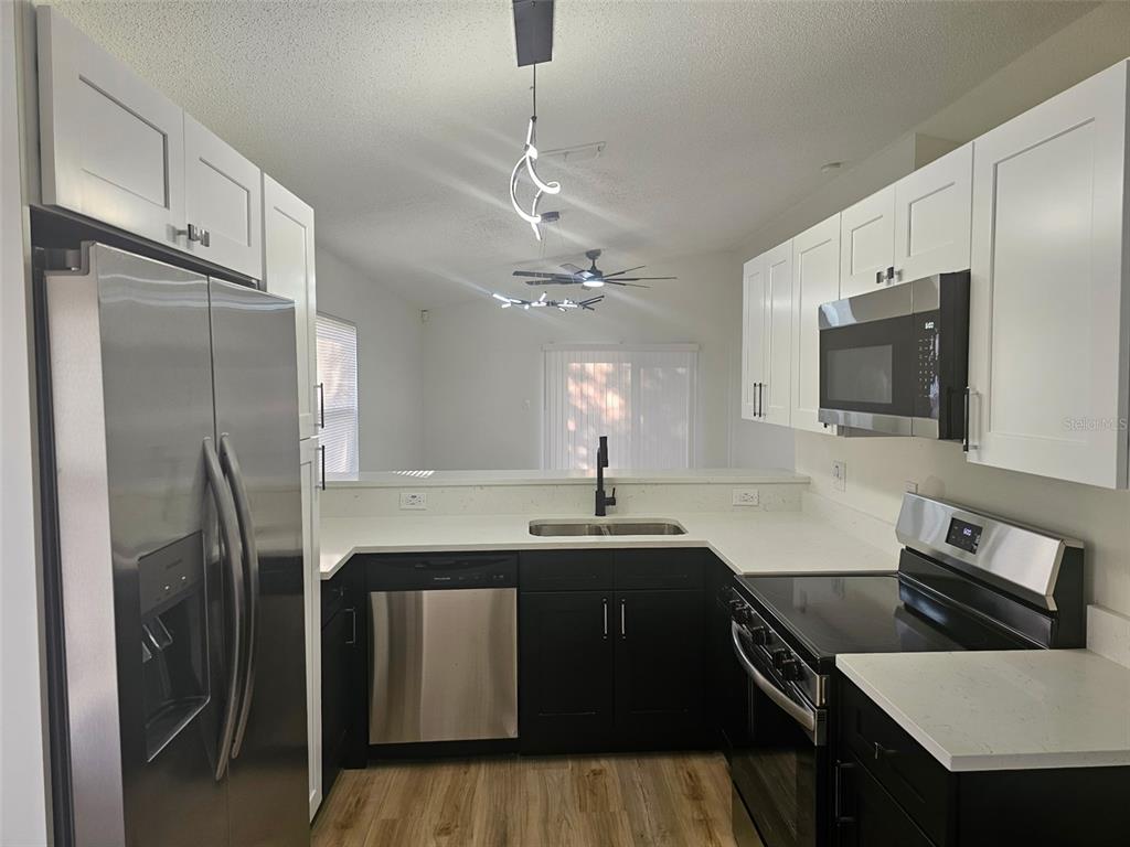 236 PANORAMA DR, WINTER SPRINGS, FL — photo 4 of 12