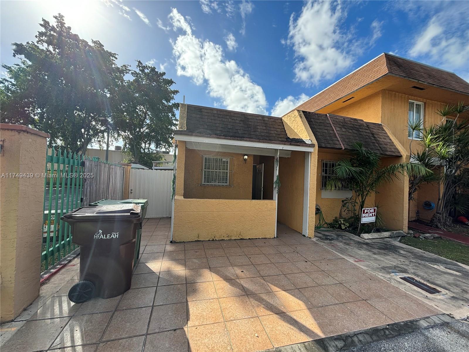 2350 W 53rd Ter # 12, Hialeah FL 33016