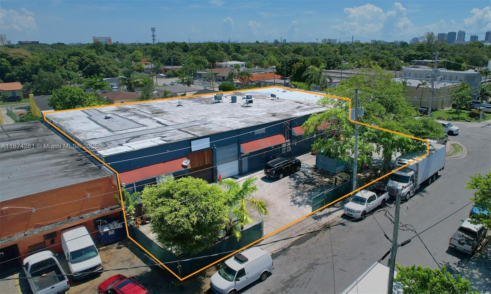 1401 NW 23rd St, Miami FL 33142