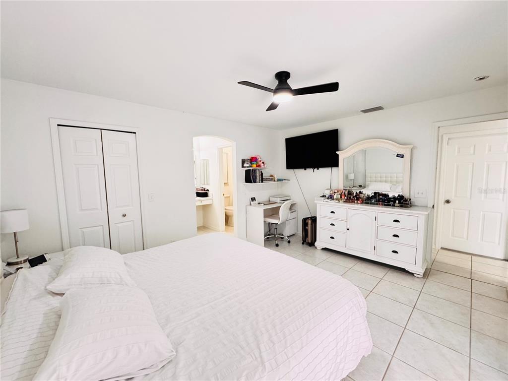4684 KENVIL DRIVE, NORTH PORT, FL — photo 5 of 30
