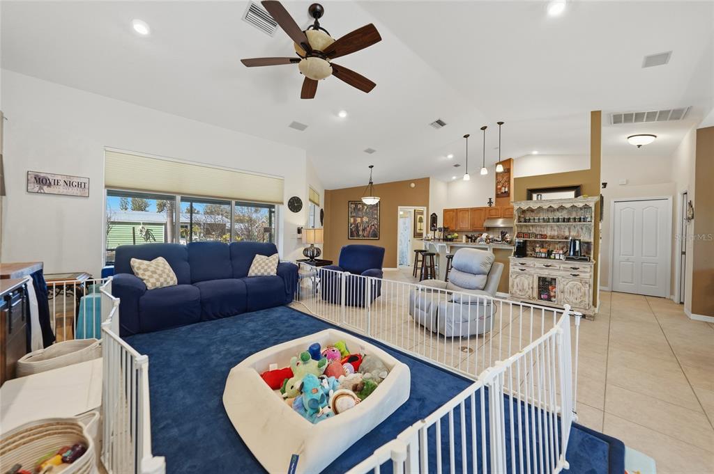 3047 DAFFODIL TERRACE, PUNTA GORDA, FL — photo 5 of 30