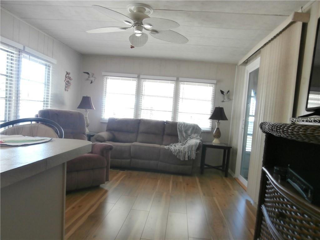 3204 CHANNING DRIVE, HOLIDAY, FL — photo 3 of 18