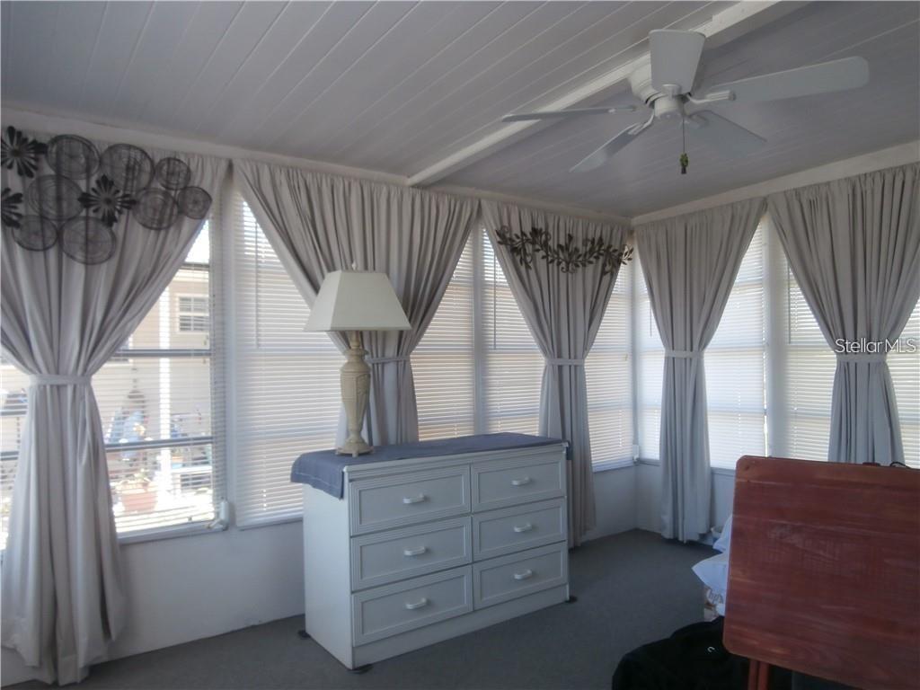 3204 CHANNING DRIVE, HOLIDAY, FL — photo 4 of 18