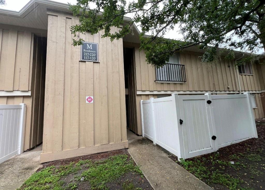 507 NW 39TH ROAD UNIT 220