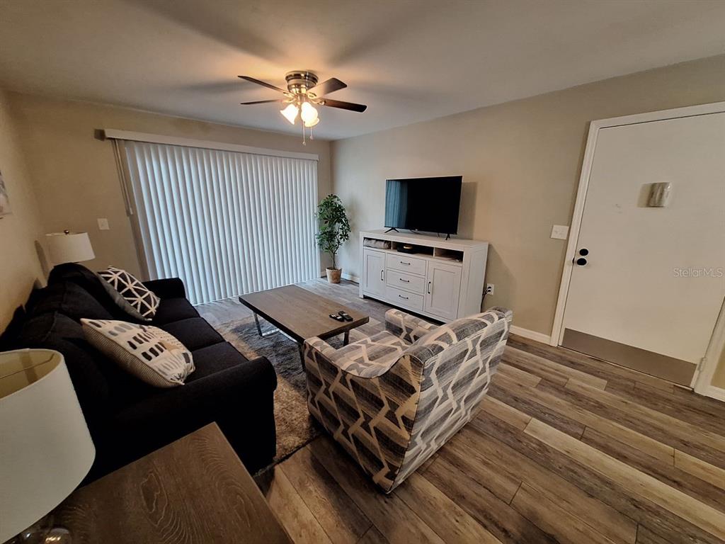 3255 BENEVA ROAD UNIT 102, SARASOTA, FL — photo 4 of 30