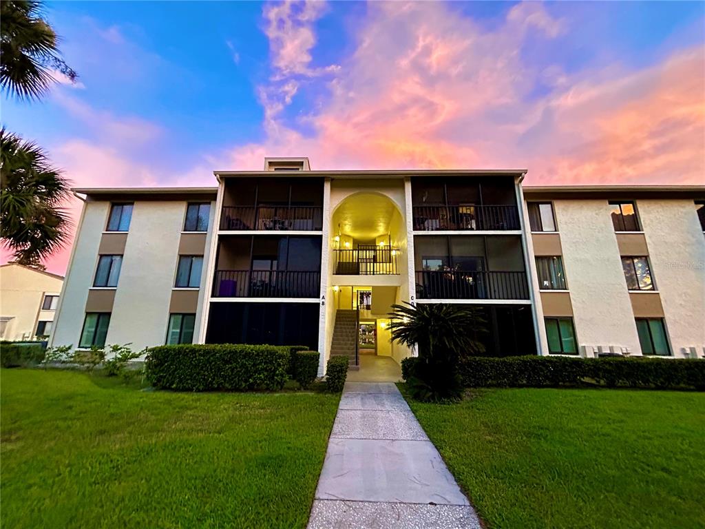 1423 PINE GLEN LANE UNIT D2