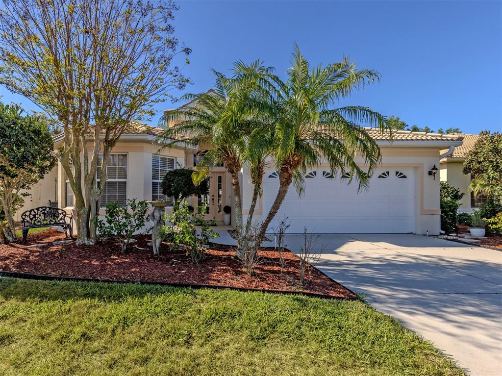 404 PINEWOOD LAKE DRIVE