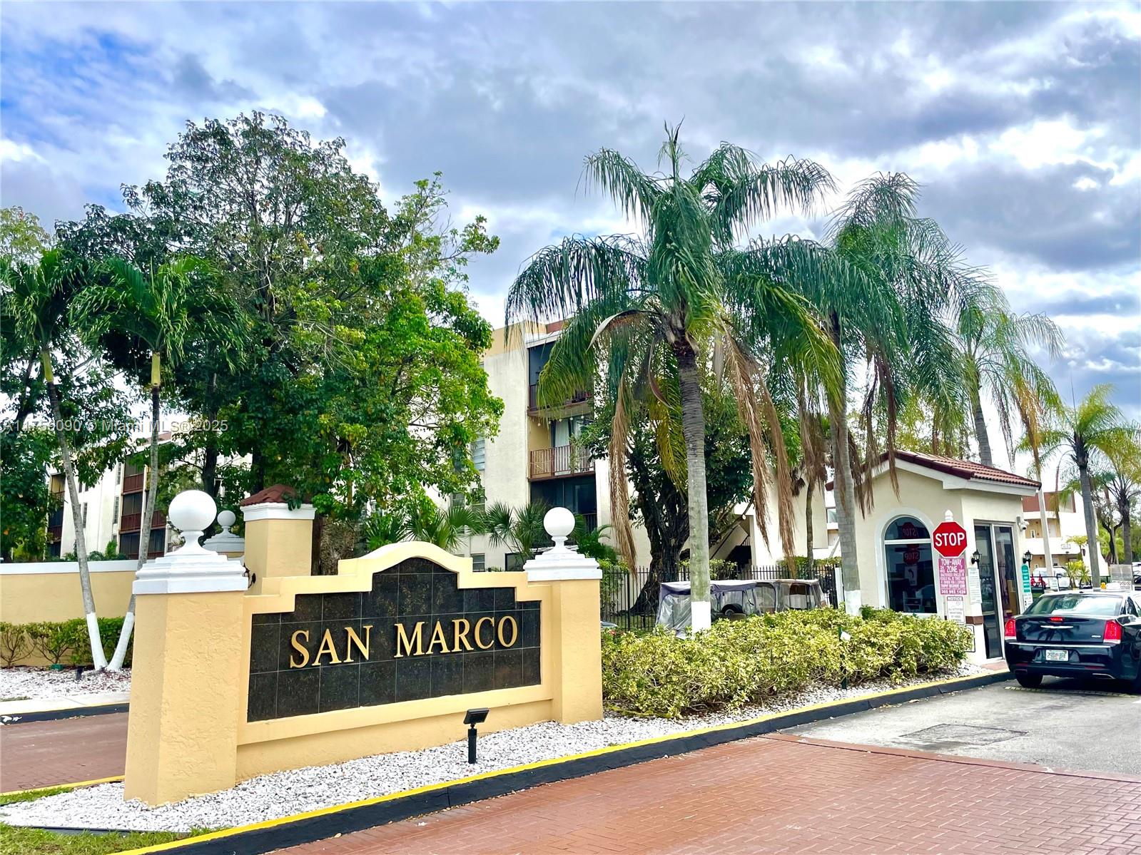 8850 Fontainebleau Blvd # 404, Miami FL 33172