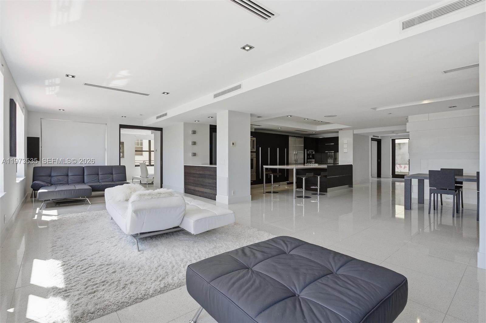 1330 Ocean Dr, Miami Beach FL 33139