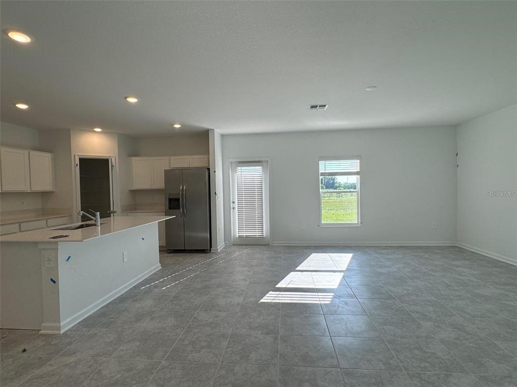 565 REGGIE ROAD, WINTER HAVEN, FL — photo 4 of 21