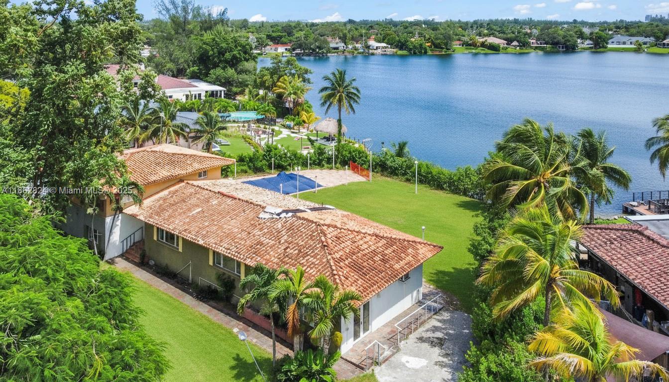 4399 SW 89th Ave, Miami FL 33165