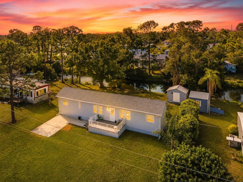 11296 OLIVE CIRCLE, PUNTA GORDA, FL — photo 2 of 30