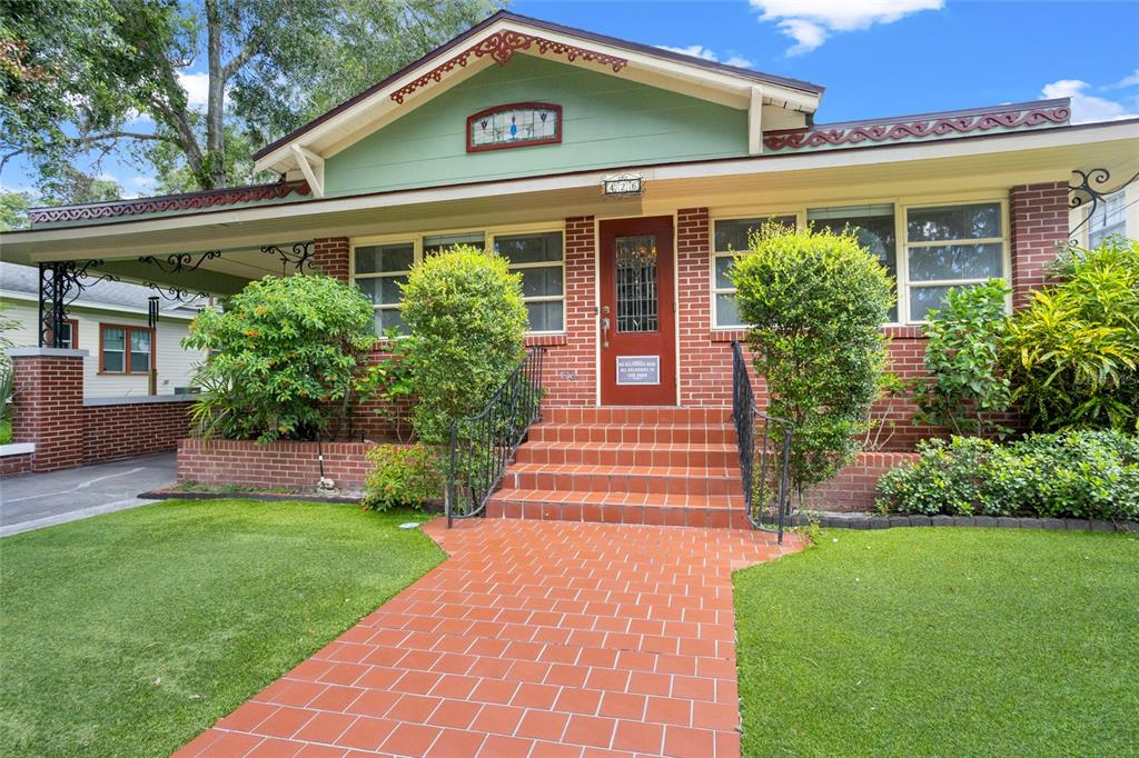 426 S 9TH STREET