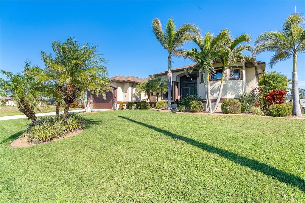 214 W PINE VALLEY LANE