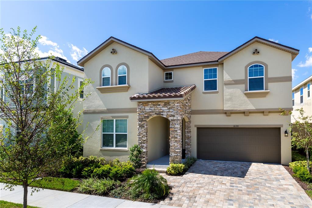 1628 NASSAU POINT TRAIL