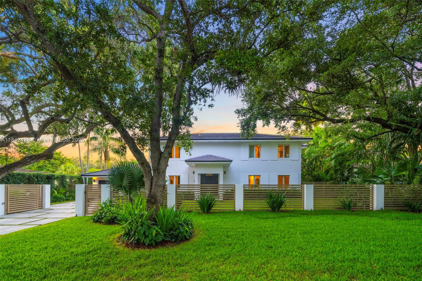 441 San Servando Ave, Coral Gables FL 33143