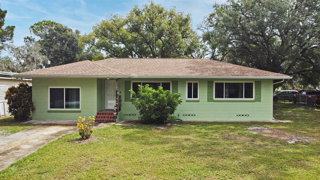 5585 LANCEWOOD CIRCLE S