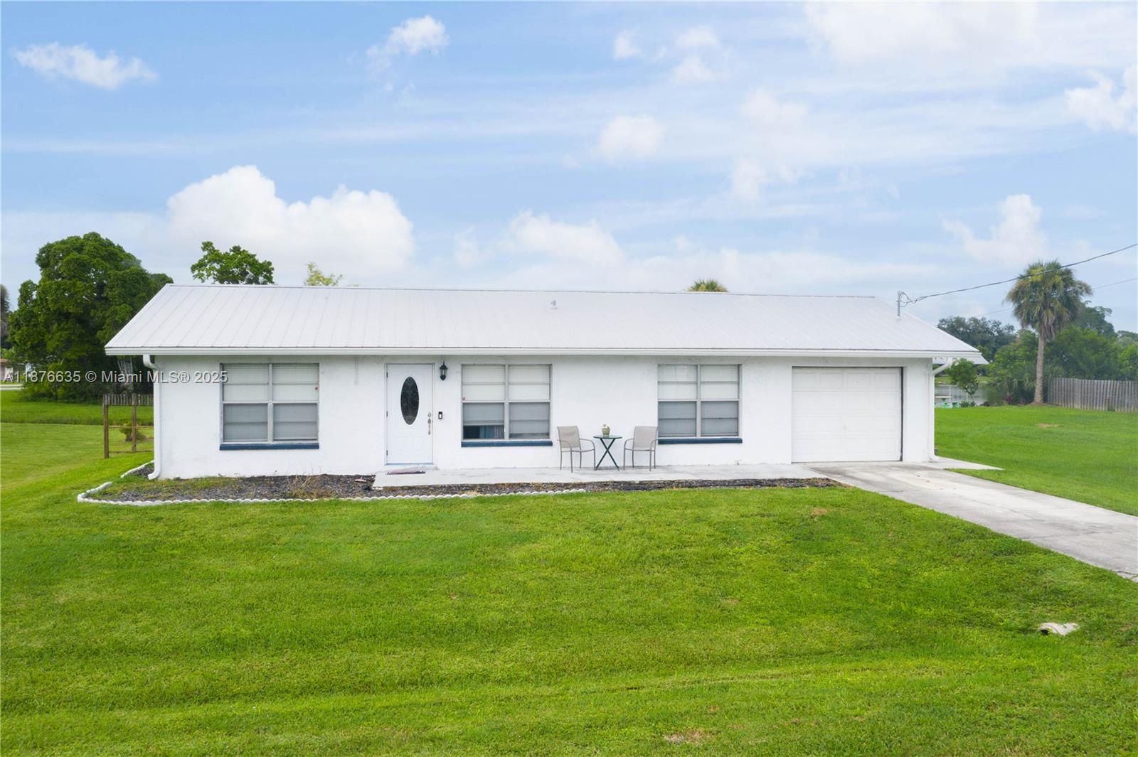 2673 Montego DR, Fort Myers FL 33905