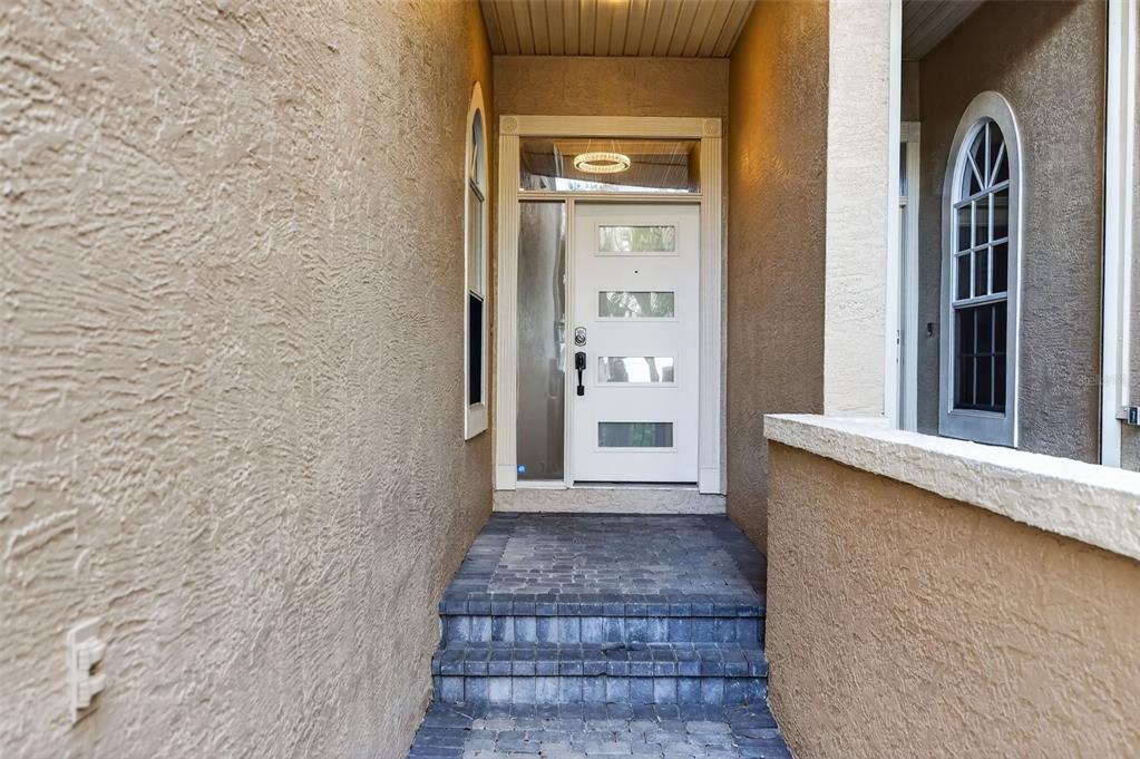 348 LARBOARD WAY, CLEARWATER BEACH, FL — photo 4 of 30